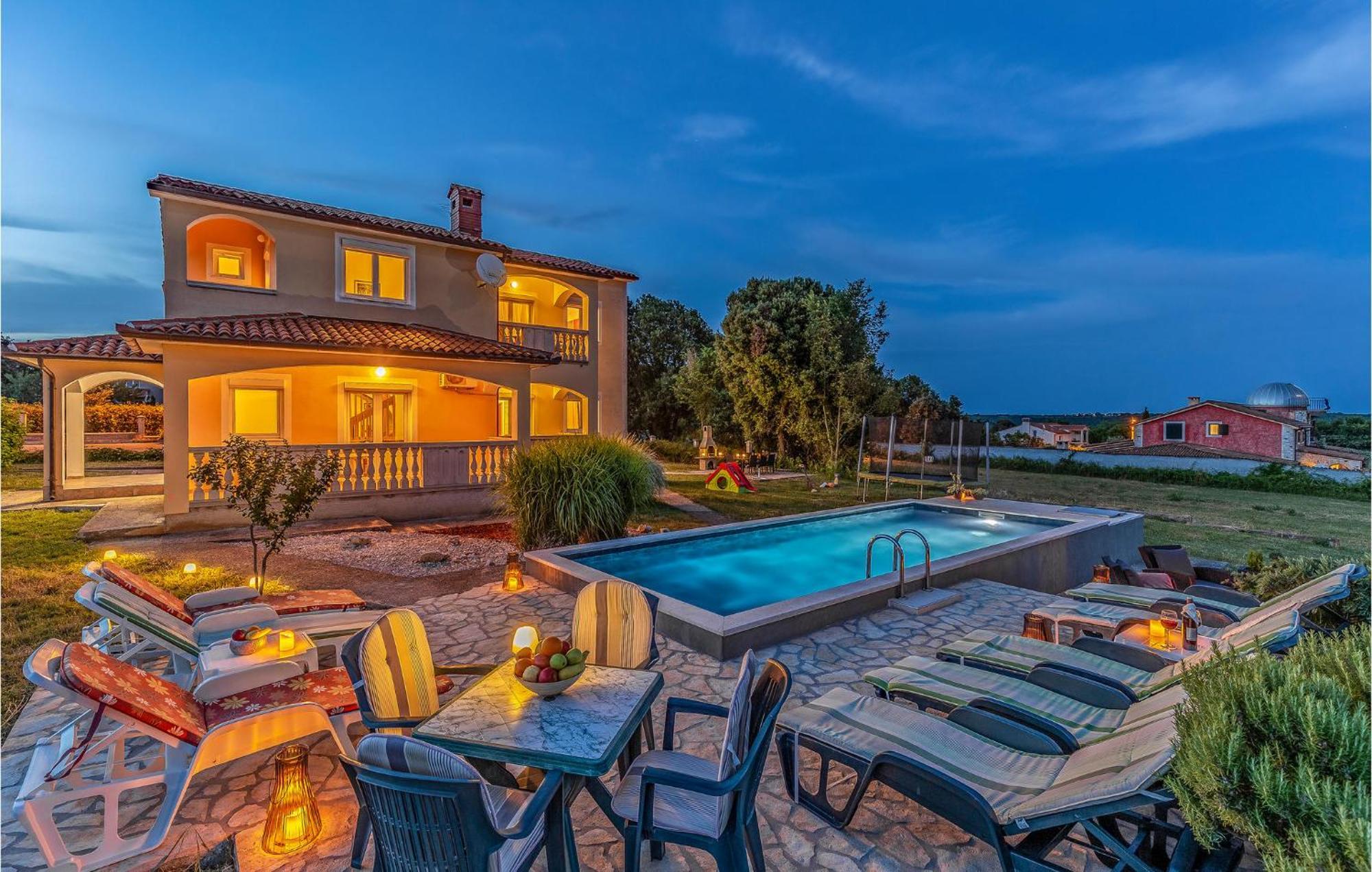Amazing Home In Valtura Exterior photo